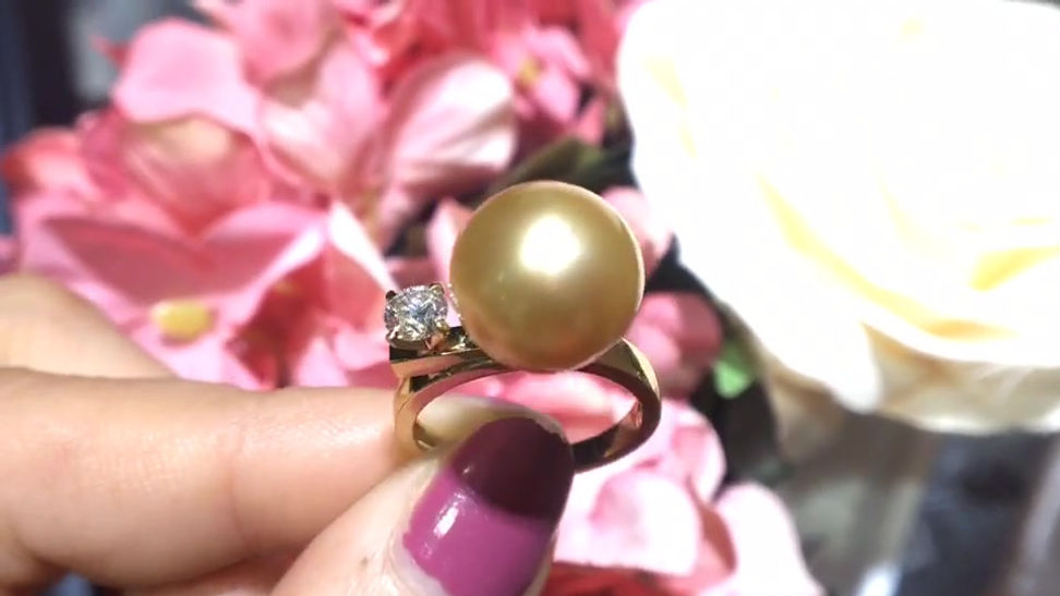 11-12mm Golden South Sea Pearl Ring, 18k Gold w/ GIA Diamond - AAAA